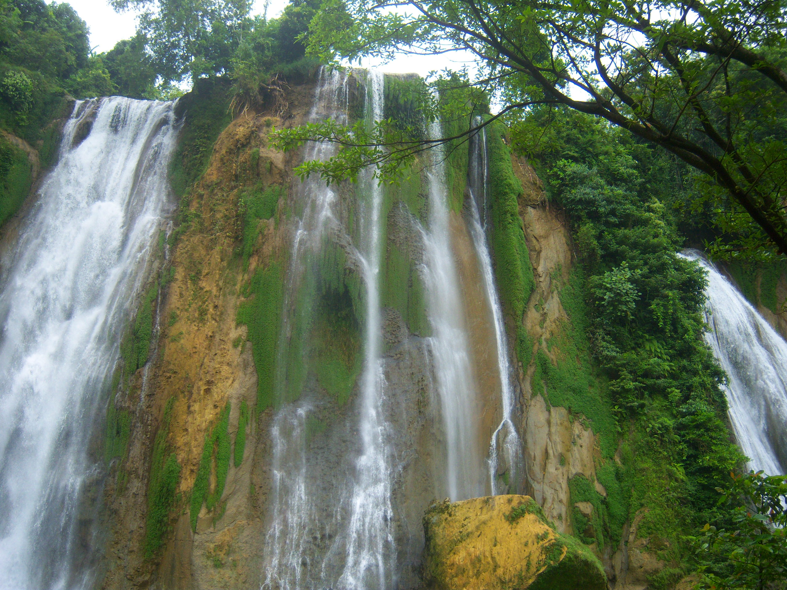 cikaso waterfall Indonesia